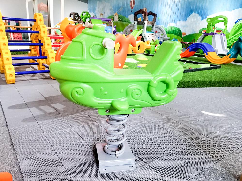 راكب السفينة الربيع